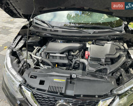 Черный Ниссан Rogue Sport, объемом двигателя 2 л и пробегом 84 тыс. км за 17300 $, фото 23 на Automoto.ua