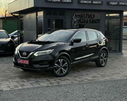 Черный Ниссан Rogue Sport, объемом двигателя 2 л и пробегом 51 тыс. км за 15888 $, фото 1 на Automoto.ua