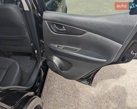 Чорний Ніссан Rogue Sport, об'ємом двигуна 2 л та пробігом 123 тис. км за 14500 $, фото 13 на Automoto.ua