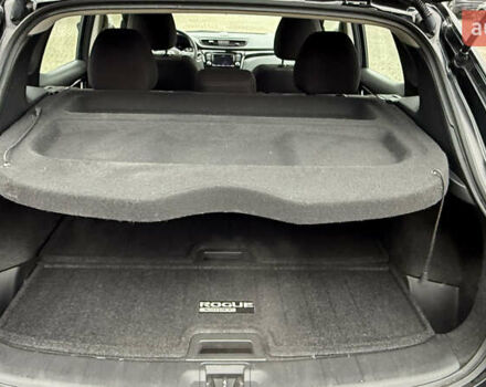 Черный Ниссан Rogue Sport, объемом двигателя 2 л и пробегом 70 тыс. км за 14450 $, фото 25 на Automoto.ua