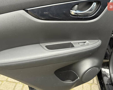 Черный Ниссан Rogue Sport, объемом двигателя 2 л и пробегом 70 тыс. км за 14450 $, фото 29 на Automoto.ua