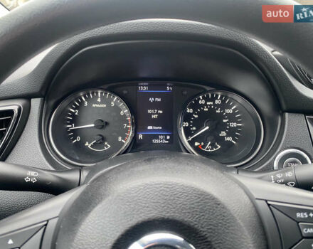 Черный Ниссан Rogue Sport, объемом двигателя 2 л и пробегом 125 тыс. км за 14450 $, фото 39 на Automoto.ua