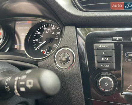 Черный Ниссан Rogue Sport, объемом двигателя 2 л и пробегом 84 тыс. км за 17300 $, фото 11 на Automoto.ua