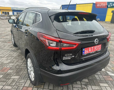 Черный Ниссан Rogue Sport, объемом двигателя 2 л и пробегом 69 тыс. км за 15800 $, фото 6 на Automoto.ua