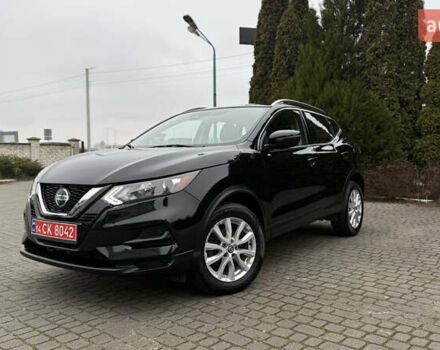 Черный Ниссан Rogue Sport, объемом двигателя 2 л и пробегом 70 тыс. км за 14450 $, фото 3 на Automoto.ua