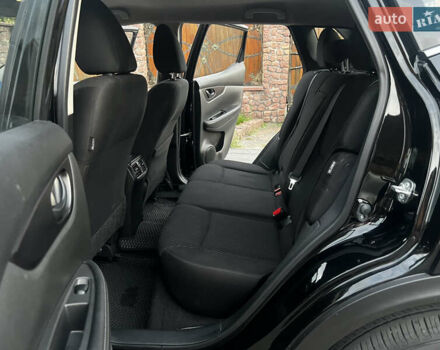 Чорний Ніссан Rogue Sport, об'ємом двигуна 2 л та пробігом 64 тис. км за 16700 $, фото 10 на Automoto.ua