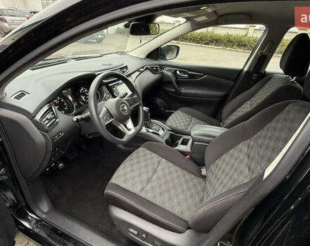 Черный Ниссан Rogue Sport, объемом двигателя 2 л и пробегом 70 тыс. км за 14450 $, фото 31 на Automoto.ua