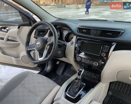 Черный Ниссан Rogue Sport, объемом двигателя 2 л и пробегом 83 тыс. км за 17350 $, фото 47 на Automoto.ua