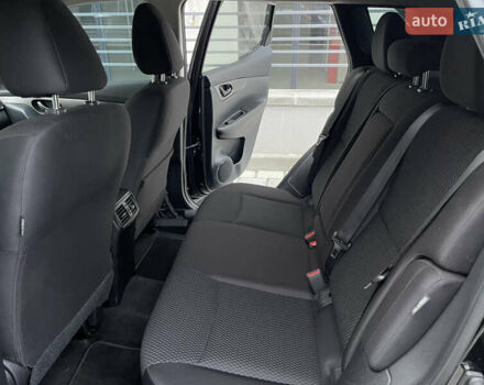 Черный Ниссан Rogue Sport, объемом двигателя 2 л и пробегом 196 тыс. км за 14300 $, фото 32 на Automoto.ua