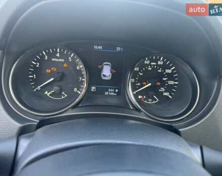 Чорний Ніссан Rogue Sport, об'ємом двигуна 2 л та пробігом 38 тис. км за 18000 $, фото 1 на Automoto.ua