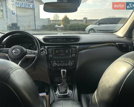 Черный Ниссан Rogue Sport, объемом двигателя 2 л и пробегом 92 тыс. км за 16400 $, фото 35 на Automoto.ua
