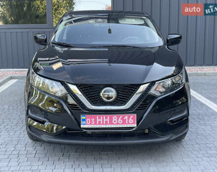 Чорний Ніссан Rogue Sport, об'ємом двигуна 2 л та пробігом 196 тис. км за 16000 $, фото 1 на Automoto.ua