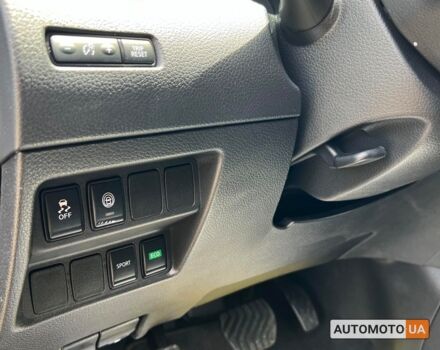 Черный Ниссан Rogue Sport, объемом двигателя 2 л и пробегом 38 тыс. км за 17800 $, фото 12 на Automoto.ua