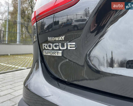 Черный Ниссан Rogue Sport, объемом двигателя 2 л и пробегом 196 тыс. км за 14300 $, фото 16 на Automoto.ua