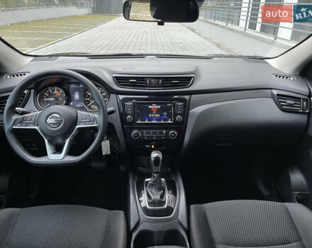 Черный Ниссан Rogue Sport, объемом двигателя 2 л и пробегом 196 тыс. км за 14300 $, фото 22 на Automoto.ua