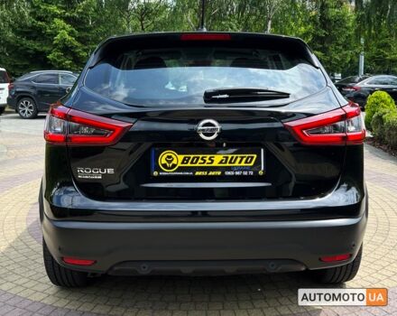 Черный Ниссан Rogue Sport, объемом двигателя 2 л и пробегом 38 тыс. км за 17800 $, фото 5 на Automoto.ua