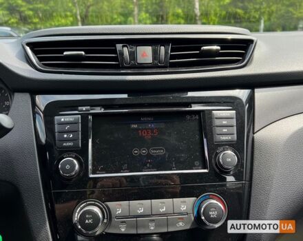 Черный Ниссан Rogue Sport, объемом двигателя 2 л и пробегом 38 тыс. км за 17800 $, фото 10 на Automoto.ua