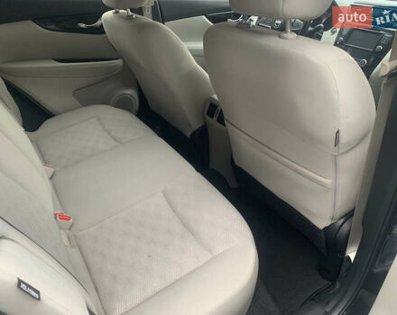 Черный Ниссан Rogue Sport, объемом двигателя 0 л и пробегом 63 тыс. км за 14300 $, фото 7 на Automoto.ua