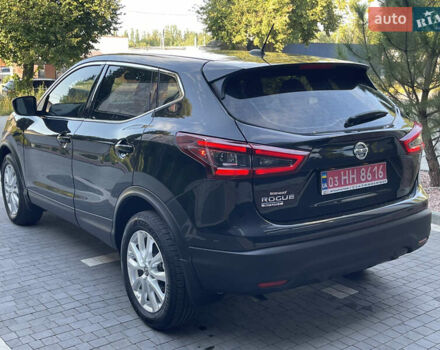 Чорний Ніссан Rogue Sport, об'ємом двигуна 2 л та пробігом 196 тис. км за 16000 $, фото 6 на Automoto.ua
