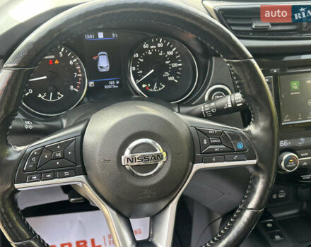 Черный Ниссан Rogue Sport, объемом двигателя 2 л и пробегом 92 тыс. км за 16400 $, фото 30 на Automoto.ua