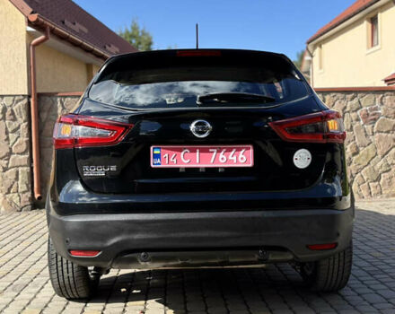 Черный Ниссан Rogue Sport, объемом двигателя 2 л и пробегом 118 тыс. км за 14450 $, фото 11 на Automoto.ua