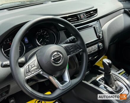 Черный Ниссан Rogue Sport, объемом двигателя 2 л и пробегом 38 тыс. км за 17800 $, фото 9 на Automoto.ua