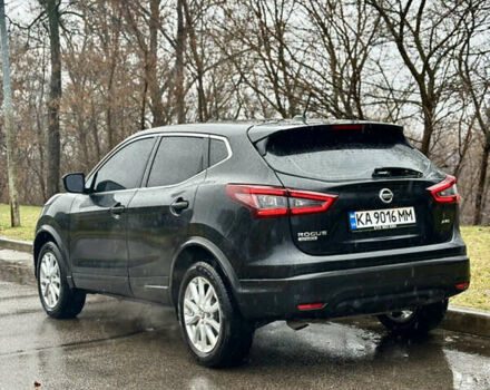 Черный Ниссан Rogue Sport, объемом двигателя 2 л и пробегом 108 тыс. км за 15800 $, фото 7 на Automoto.ua