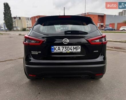 Черный Ниссан Rogue Sport, объемом двигателя 2 л и пробегом 58 тыс. км за 16000 $, фото 7 на Automoto.ua