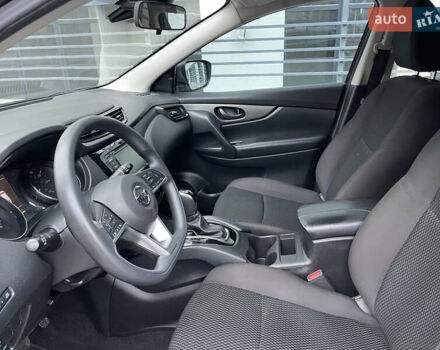 Черный Ниссан Rogue Sport, объемом двигателя 2 л и пробегом 196 тыс. км за 14300 $, фото 19 на Automoto.ua