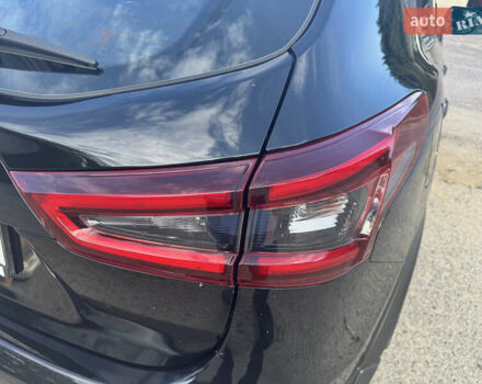 Чорний Ніссан Rogue Sport, об'ємом двигуна 2 л та пробігом 38 тис. км за 18000 $, фото 22 на Automoto.ua