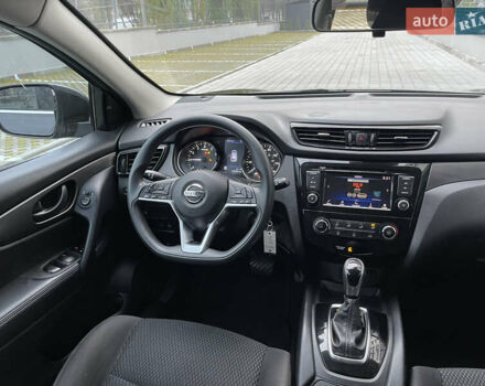 Черный Ниссан Rogue Sport, объемом двигателя 2 л и пробегом 196 тыс. км за 14300 $, фото 23 на Automoto.ua