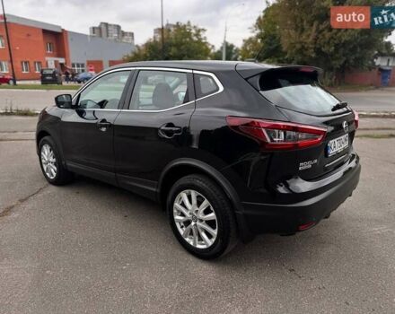 Черный Ниссан Rogue Sport, объемом двигателя 2 л и пробегом 58 тыс. км за 16000 $, фото 8 на Automoto.ua