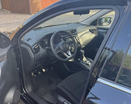 Чорний Ніссан Rogue Sport, об'ємом двигуна 2 л та пробігом 38 тис. км за 18000 $, фото 10 на Automoto.ua