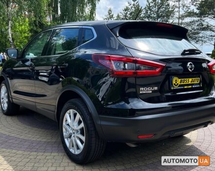 Черный Ниссан Rogue Sport, объемом двигателя 2 л и пробегом 38 тыс. км за 17800 $, фото 4 на Automoto.ua