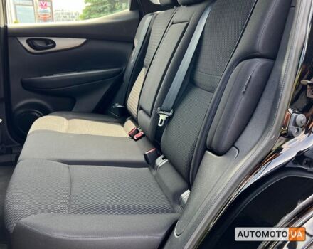 Черный Ниссан Rogue Sport, объемом двигателя 2 л и пробегом 38 тыс. км за 17800 $, фото 16 на Automoto.ua