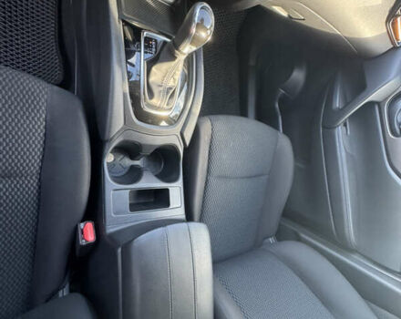 Чорний Ніссан Rogue Sport, об'ємом двигуна 2 л та пробігом 38 тис. км за 18000 $, фото 4 на Automoto.ua