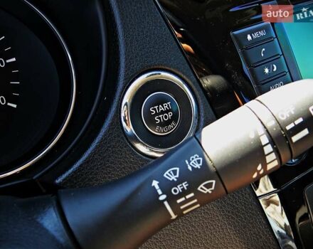 Чорний Ніссан Rogue Sport, об'ємом двигуна 2 л та пробігом 77 тис. км за 17500 $, фото 11 на Automoto.ua