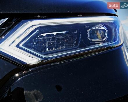 Чорний Ніссан Rogue Sport, об'ємом двигуна 2 л та пробігом 77 тис. км за 17500 $, фото 21 на Automoto.ua