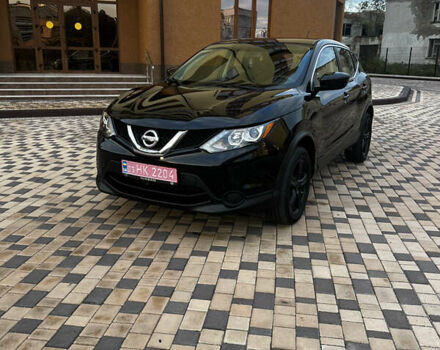 Черный Ниссан Rogue Sport, объемом двигателя 2 л и пробегом 213 тыс. км за 12800 $, фото 1 на Automoto.ua
