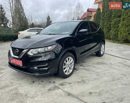 Черный Ниссан Rogue Sport, объемом двигателя 2 л и пробегом 154 тыс. км за 15000 $, фото 1 на Automoto.ua