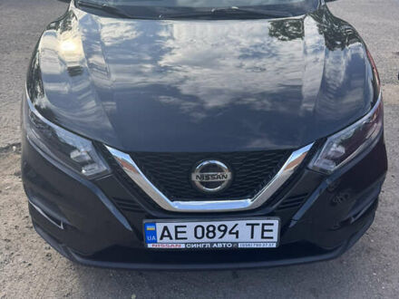 Черный Ниссан Rogue Sport, объемом двигателя 2 л и пробегом 38 тыс. км за 18000 $, фото 1 на Automoto.ua