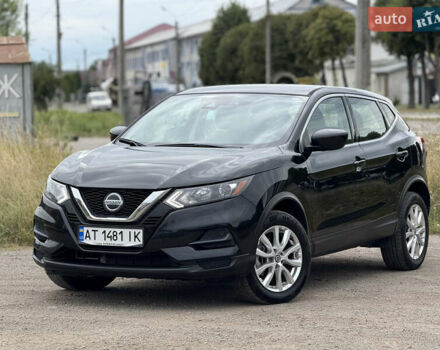 Чорний Ніссан Rogue Sport, об'ємом двигуна 2 л та пробігом 133 тис. км за 15750 $, фото 1 на Automoto.ua