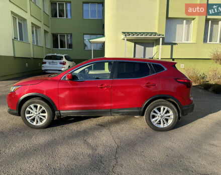 Красный Ниссан Rogue Sport, объемом двигателя 2 л и пробегом 139 тыс. км за 12300 $, фото 7 на Automoto.ua