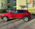 Красный Ниссан Rogue Sport, объемом двигателя 2 л и пробегом 139 тыс. км за 12300 $, фото 7 на Automoto.ua