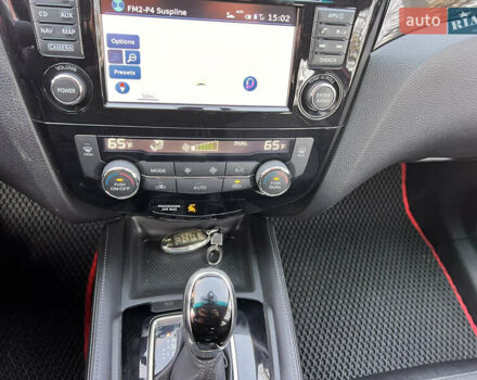 Червоний Ніссан Rogue Sport, об'ємом двигуна 2 л та пробігом 109 тис. км за 14000 $, фото 3 на Automoto.ua