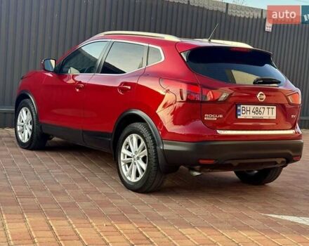 Красный Ниссан Rogue Sport, объемом двигателя 2 л и пробегом 61 тыс. км за 14700 $, фото 14 на Automoto.ua