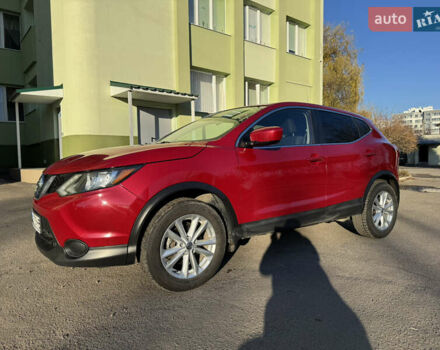 Красный Ниссан Rogue Sport, объемом двигателя 2 л и пробегом 139 тыс. км за 12300 $, фото 8 на Automoto.ua