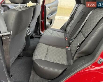 Красный Ниссан Rogue Sport, объемом двигателя 2 л и пробегом 54 тыс. км за 16900 $, фото 15 на Automoto.ua