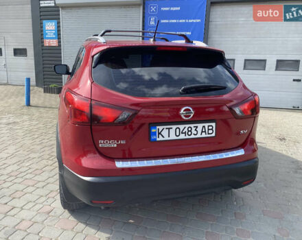 Красный Ниссан Rogue Sport, объемом двигателя 2 л и пробегом 62 тыс. км за 14800 $, фото 4 на Automoto.ua