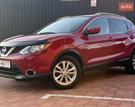Красный Ниссан Rogue Sport, объемом двигателя 2 л и пробегом 61 тыс. км за 14700 $, фото 15 на Automoto.ua